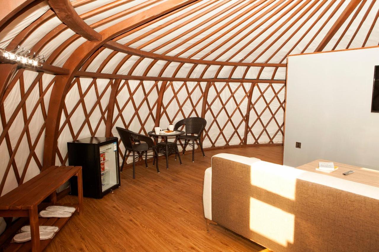 Terelj Resort Bayan Bulagiin Hural Exteriér fotografie